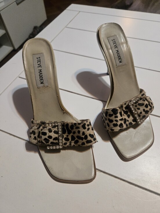 Steve Madden Shoes - Vintage Pre Loved Steve Madden Women's Leopard Print Buckle Slide Heels in Beige